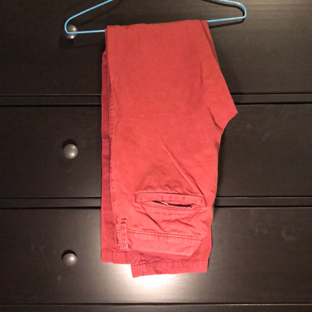 Hollister red pants